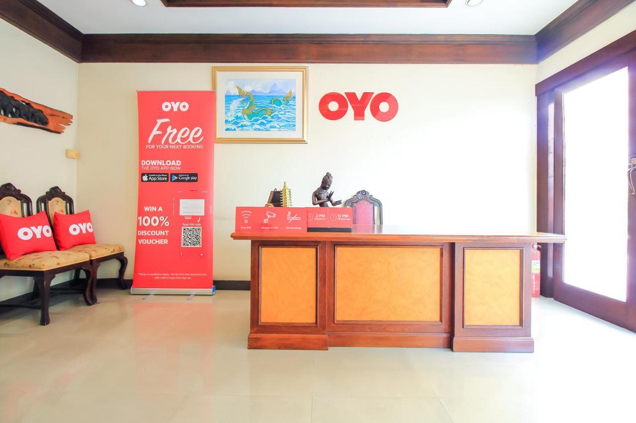 Oyo 383 White Inn Hotel Ban Khlong Lat Bua Khao Kültér fotó